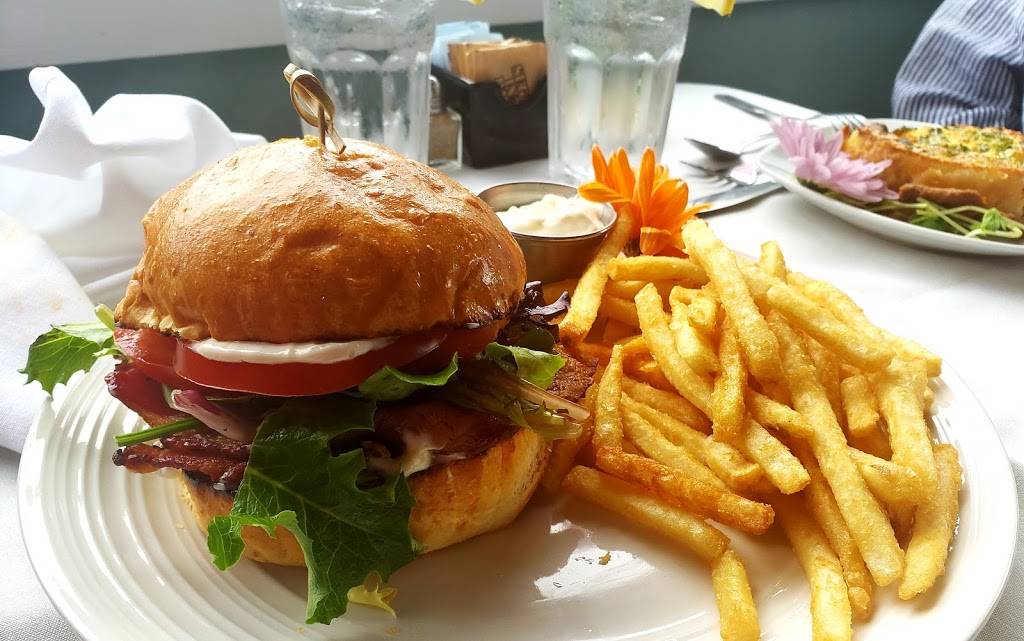 Coriander | restaurant | 1 Washington St, Middlebury, VT 05753, USA | 8024588134 OR +1 802-458-8134