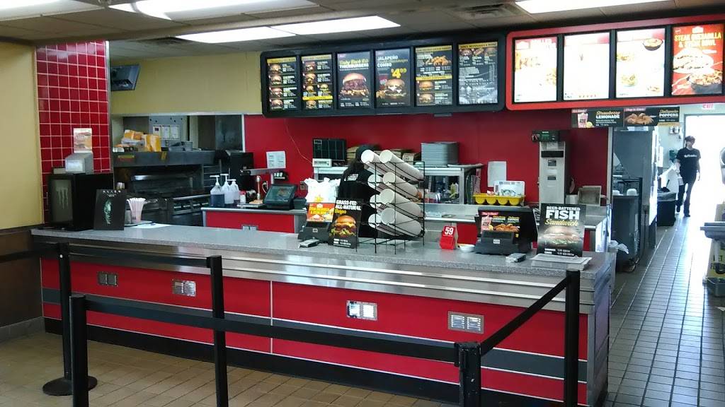 Hardees | restaurant | 782 S Wooster Ave, Strasburg, OH 44680, USA | 3308784350 OR +1 330-878-4350