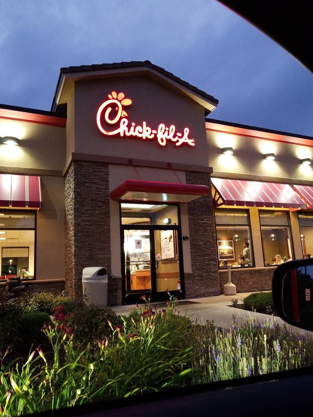 Chick-fil-A | restaurant | 845 E Lancaster Ave, Downingtown, PA 19335, USA | 6102697828 OR +1 610-269-7828