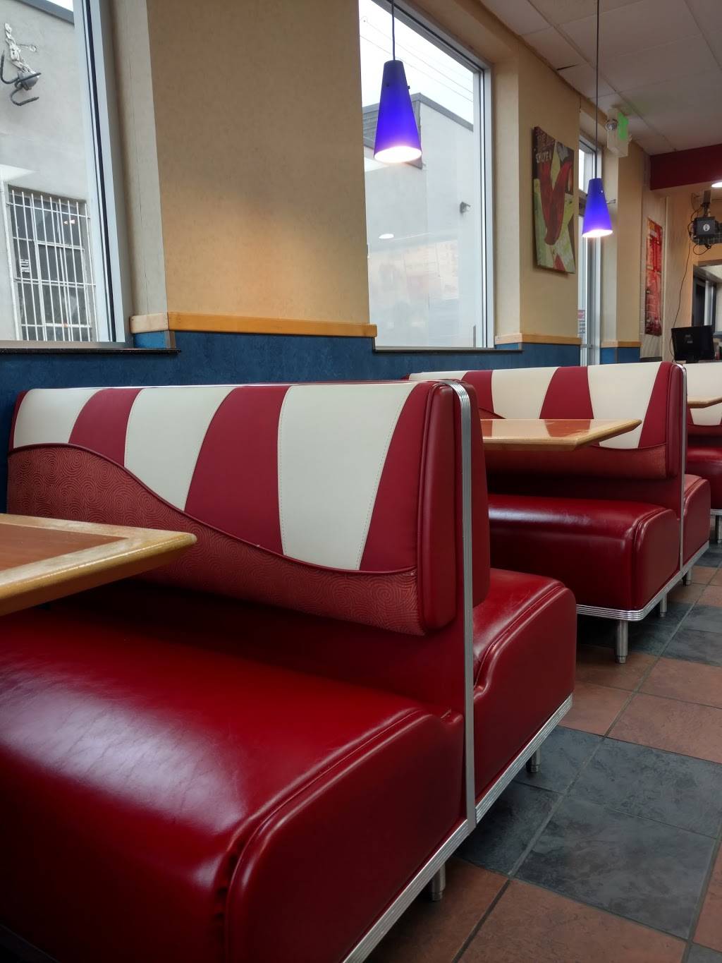 KFC | restaurant | 1140 NW Market St, Seattle, WA 98107, USA | 2067890282 OR +1 206-789-0282