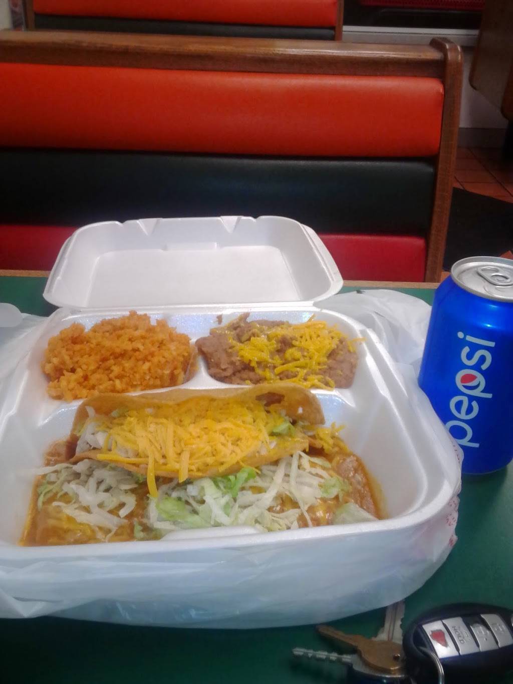 Sombrero Mexican Food | restaurant | 189 Palm Ave, Imperial Beach, CA 91932, USA | 6194248822 OR +1 619-424-8822