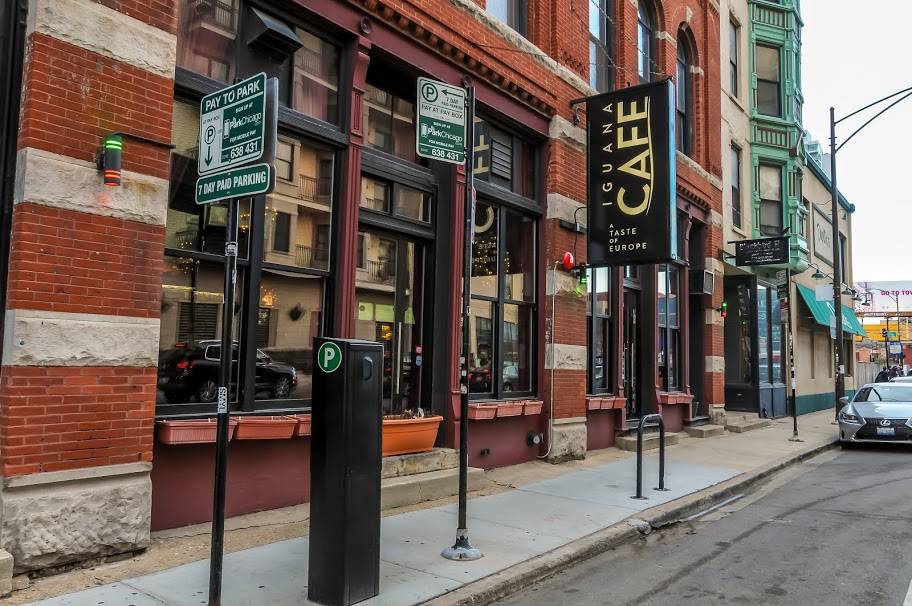 Iguana Cafe | restaurant | 517 N Halsted St, Chicago, IL 60642, USA | 3124320663 OR +1 312-432-0663