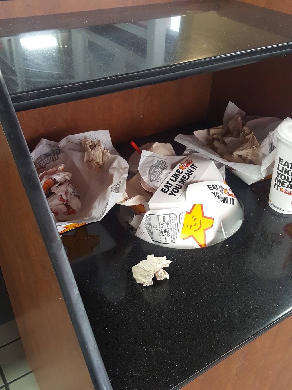 Hardees | restaurant | 20 Prosperity Ln, Stafford, VA 22556, USA | 5407206221 OR +1 540-720-6221