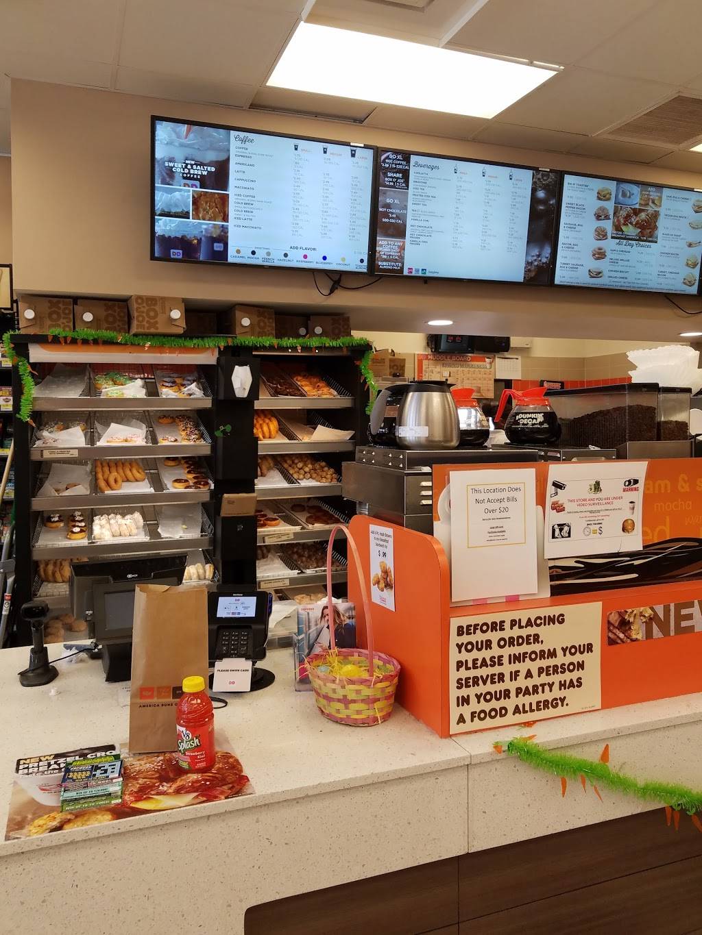 Dunkin | bakery | 1683 N Hwy 17, Mt Pleasant, SC 29464, USA | 8438491689 OR +1 843-849-1689