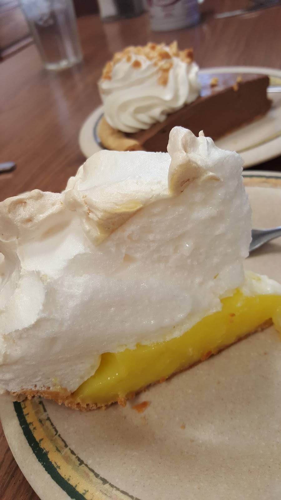 Farmers Daughter Cafe | restaurant | 105 N Walnut St, Grand Island, NE 68801, USA | 3083829794 OR +1 308-382-9794