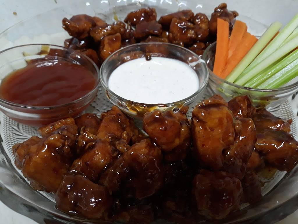 Euro-Wings | restaurant | colonia granjas el gallo #109 22850, Calle Real del Castillo, Granjas el Gallo, 22850 Ensenada, B.C., Mexico | 6462445083 OR +1 646-244-5083