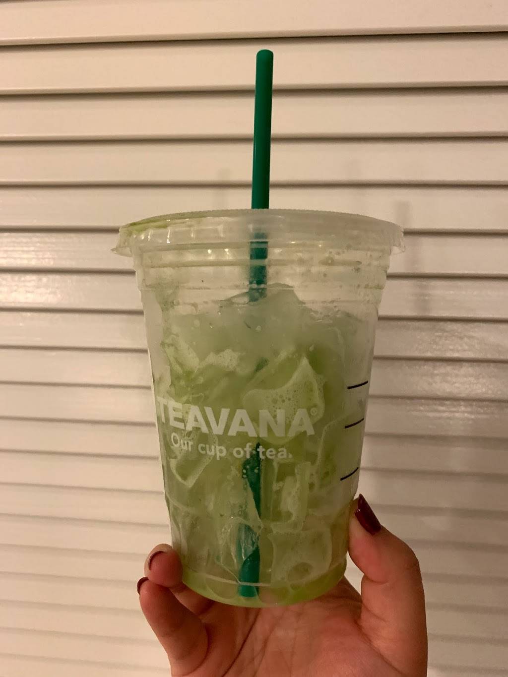 Starbucks | cafe | 19500 Plummer St, Northridge, CA 91324, USA | 8185761073 OR +1 818-576-1073