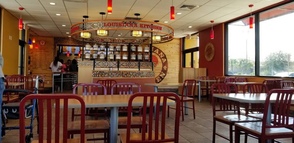 Popeyes Louisiana Kitchen | restaurant | 10551 Big Bend Rd, Riverview, FL 33579, USA | 8136724939 OR +1 813-672-4939