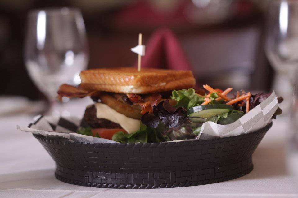 Creekside Inn | restaurant | 197 East Ave, Woodstown, NJ 08098, USA | 8567692222 OR +1 856-769-2222