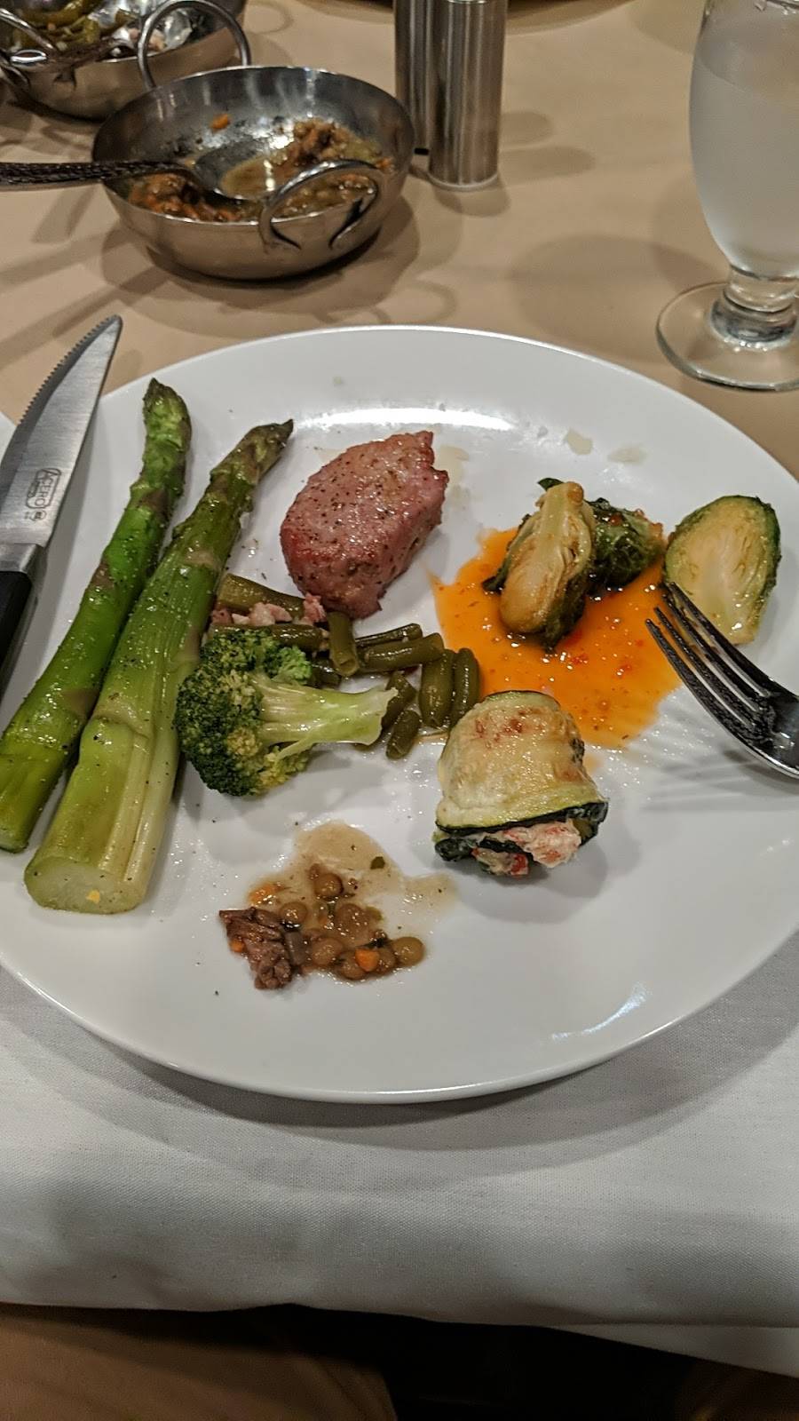 Lucianna’s Steakhouse | restaurant | 3331 Plaza Way, Waldorf, MD 20603, USA | 3013748241 OR +1 301-374-8241