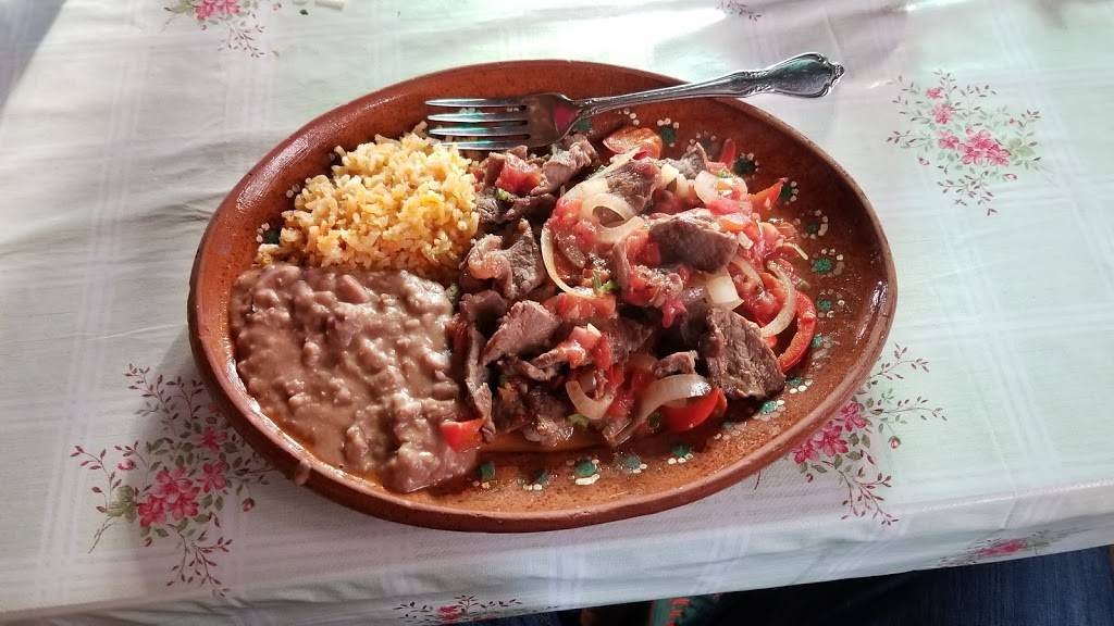El Portal | restaurant | Carretera, Rosarito - Ensenada Km, 41707 B.C., Mexico | 016611147750 OR +52 661 114 7750
