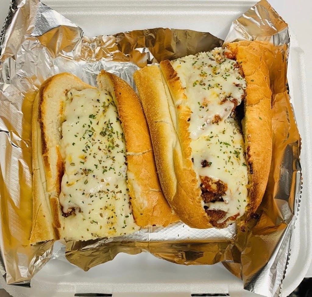 Tronis pizza | meal delivery | 3025 S Federal Hwy, Delray Beach, FL 33483, USA | 5614554461 OR +1 561-455-4461