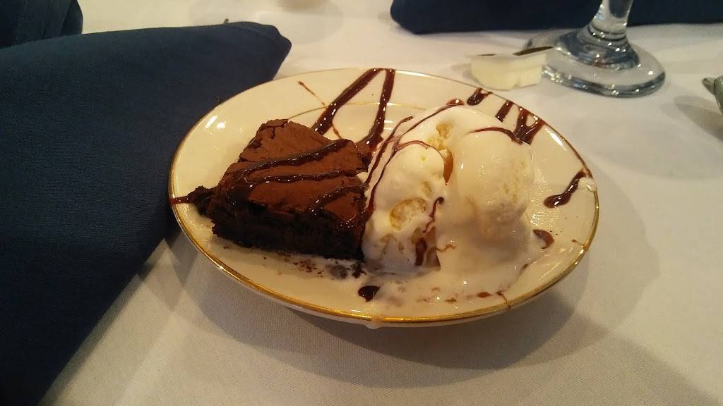 Banchetti By Rizzos | restaurant | 550 N French Rd, Buffalo, NY 14228, USA | 7166914045 OR +1 716-691-4045