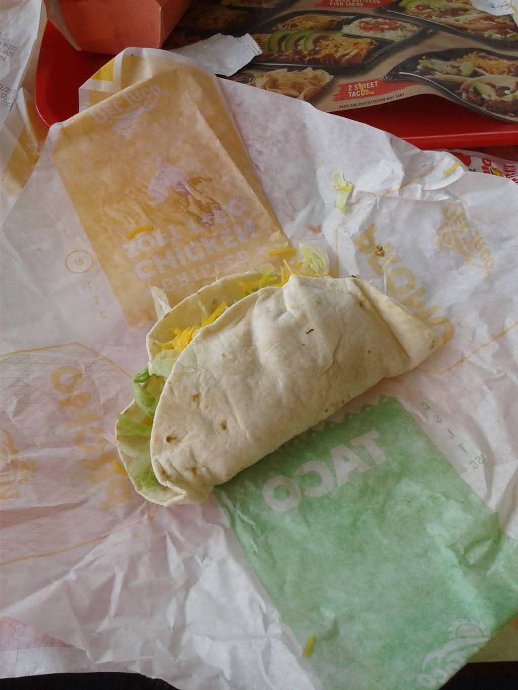 Del Taco | meal takeaway | 591 N Ventu Park Rd, Newbury Park, CA 91320, USA | 8054994439 OR +1 805-499-4439