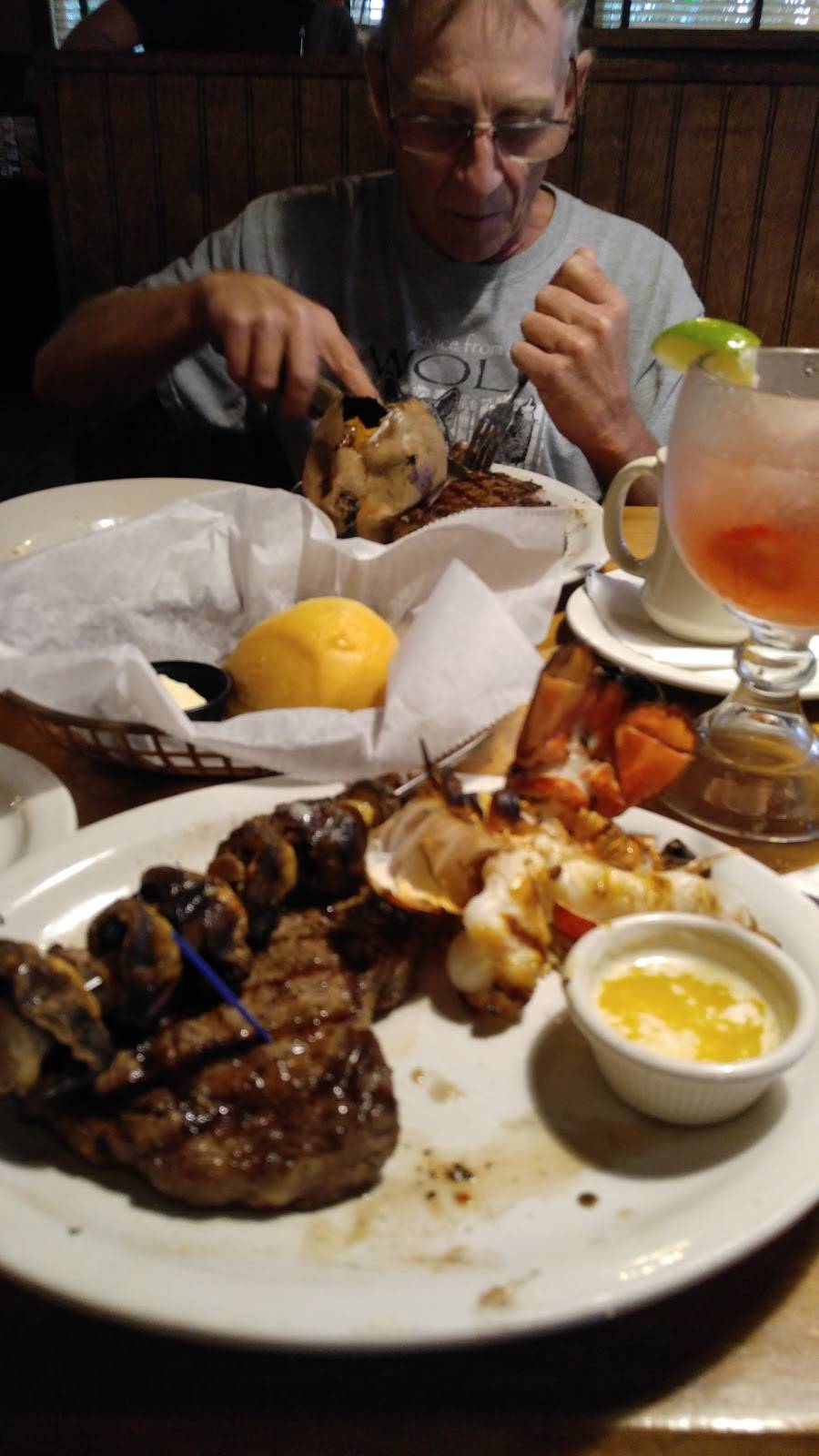 Logans Roadhouse | restaurant | 17065 Mercantile Blvd, Noblesville, IN 46060, USA | 3177763901 OR +1 317-776-3901