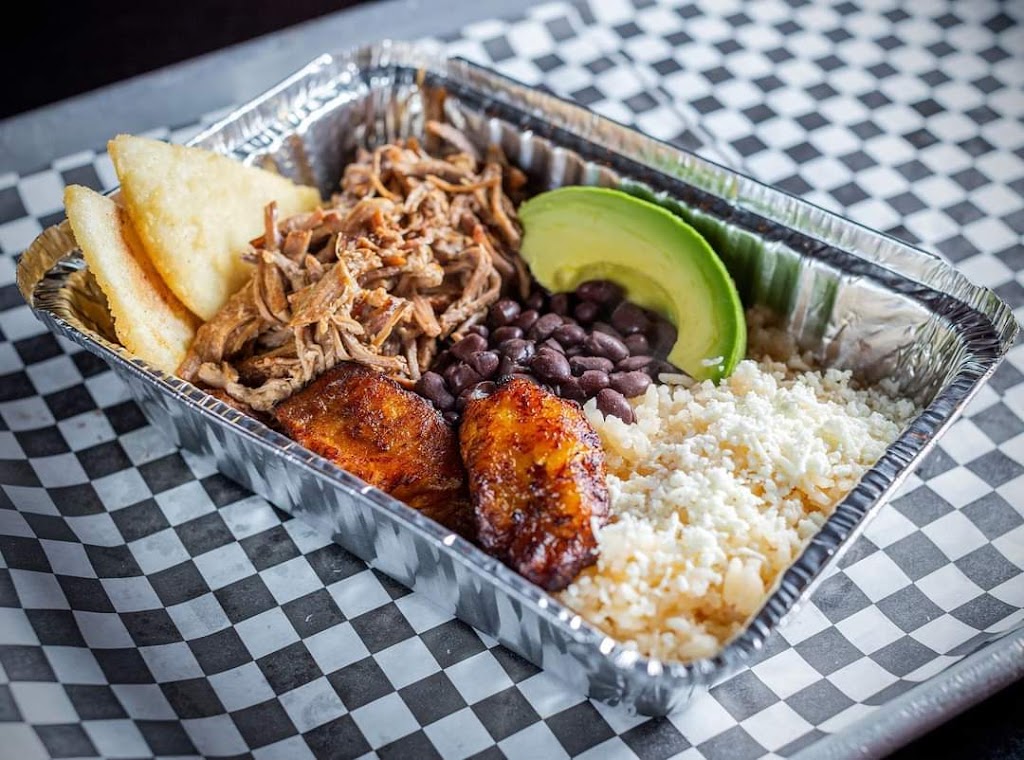 La Cocinita | restaurant | 234 Loyola Ave, New Orleans, LA 70112, USA | 5043095344 OR +1 504-309-5344