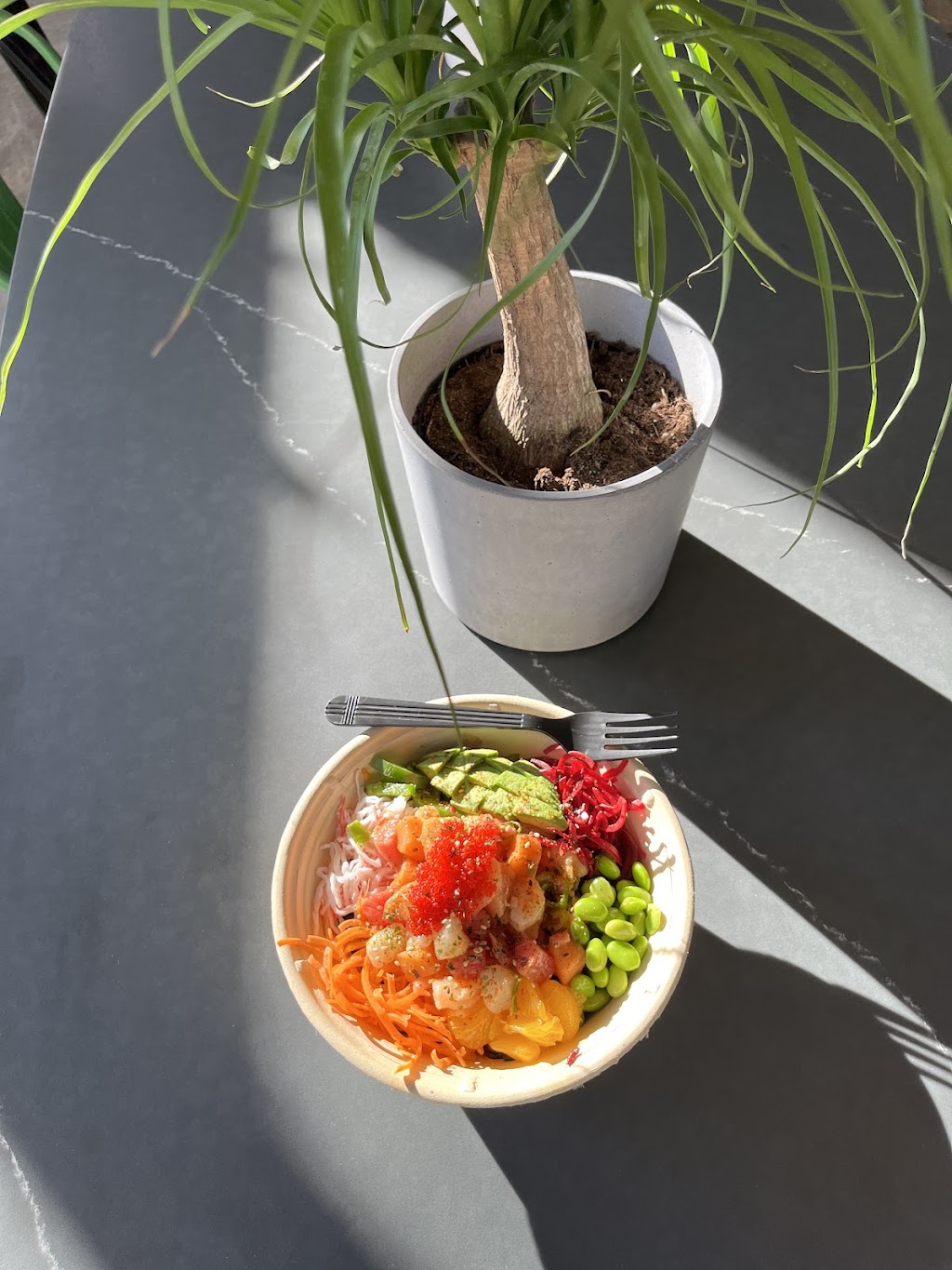 Poke Poké | restaurant | 1100 W Madison St, Chicago, IL 60607, USA | 3129292696 OR +1 312-929-2696