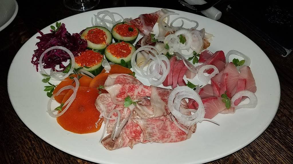 Blood & Sand | restaurant | 1500 St Charles St, St. Louis, MO 63103, USA | 3142417263 OR +1 314-241-7263