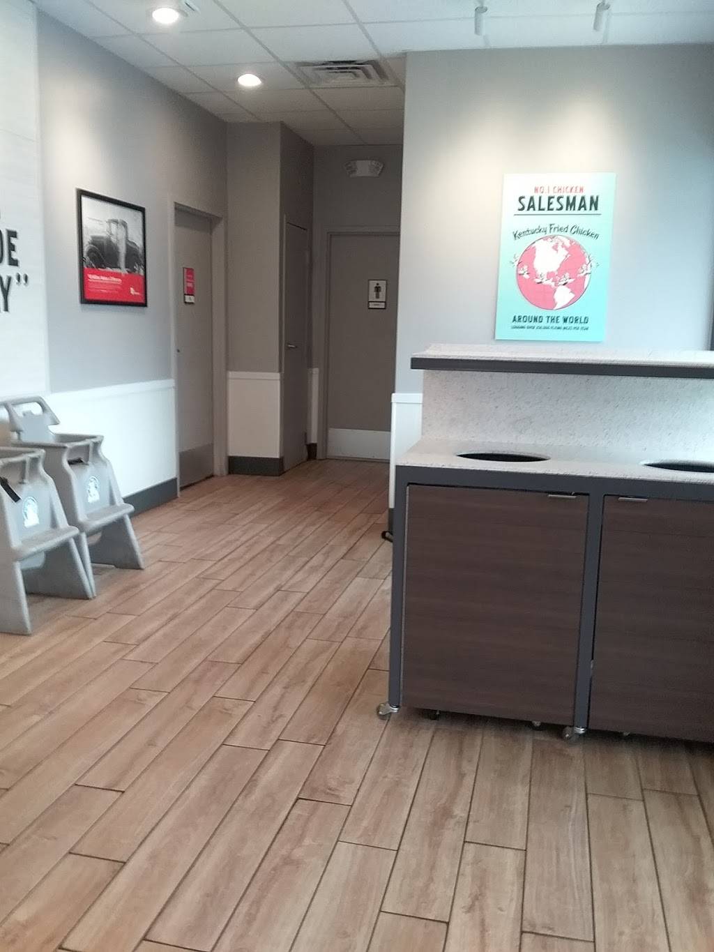 KFC | restaurant | 7245 E Golf Links Rd, Tucson, AZ 85730, USA | 5202960370 OR +1 520-296-0370