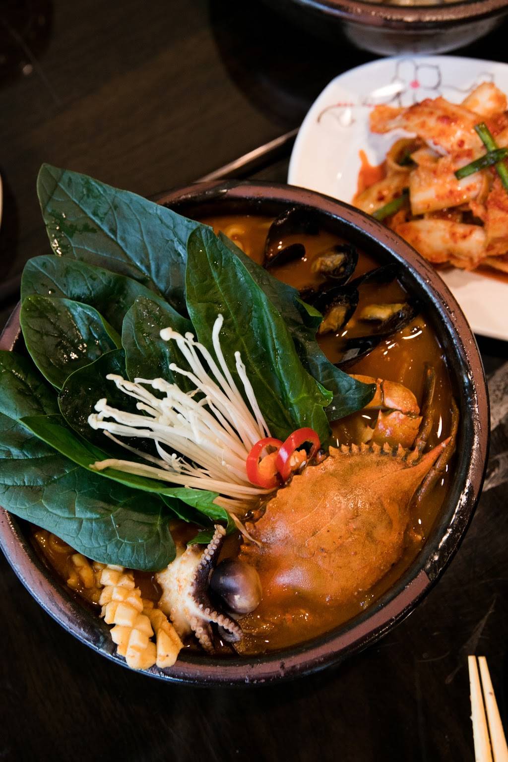 Kun sohn noodle K | restaurant | 3504 154th St, Flushing, NY 11354, USA | 7184452100 OR +1 718-445-2100