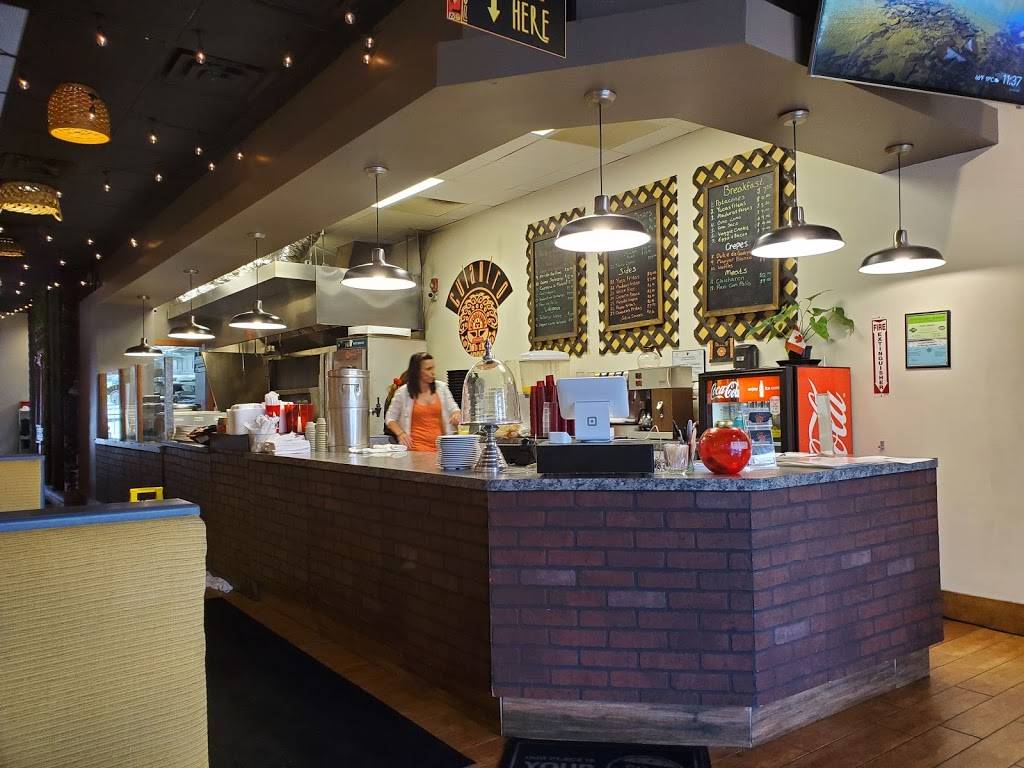 Culantro | restaurant | 22939 Woodward Ave, Ferndale, MI 48220, USA | 2486321055 OR +1 248-632-1055