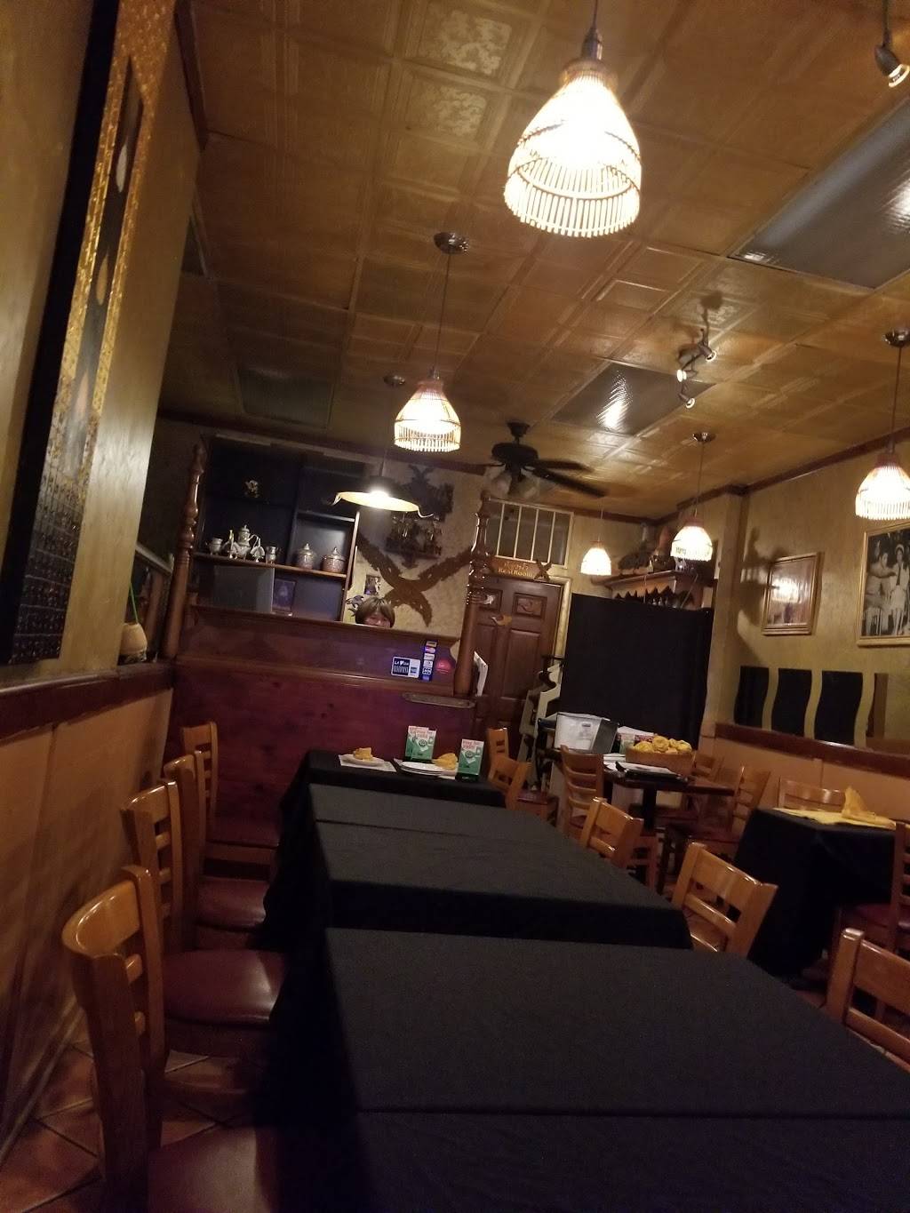 Kaffir Thai Cuisine | restaurant | 1424, 20 E Eagle Rd, Havertown, PA 19083, USA | 6104494414 OR +1 610-449-4414