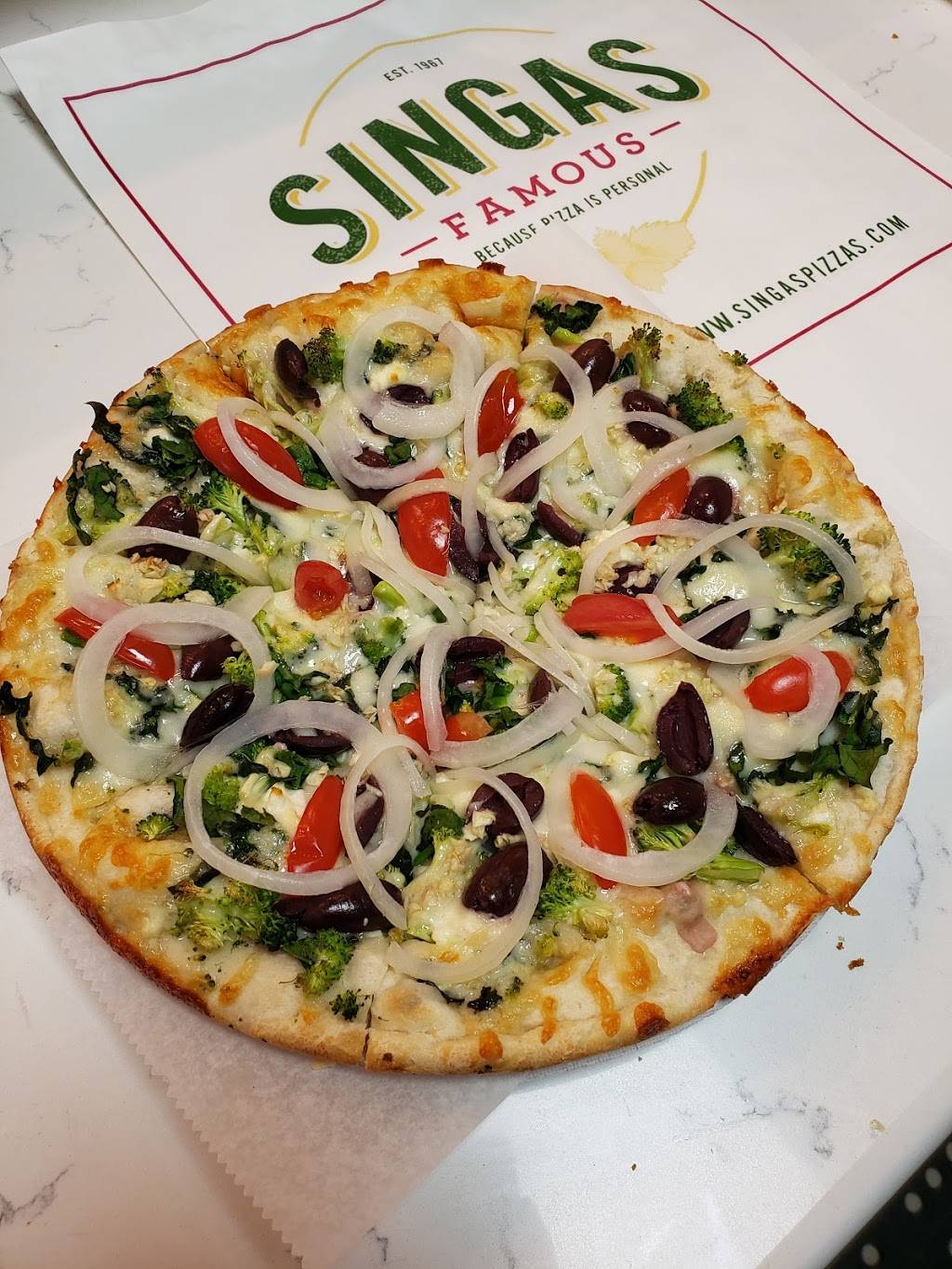 Singas Famous Pizza | restaurant | 37-11 Junction Blvd, Queens, NY 11368, USA | 9177451500 OR +1 917-745-1500
