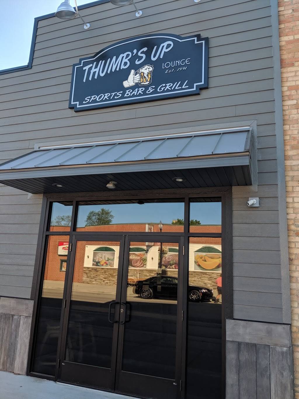 Thumbs Up Sports Bar and Grill | restaurant | 73 S Howard Ave, Croswell, MI 48422, USA | 8106792220 OR +1 810-679-2220