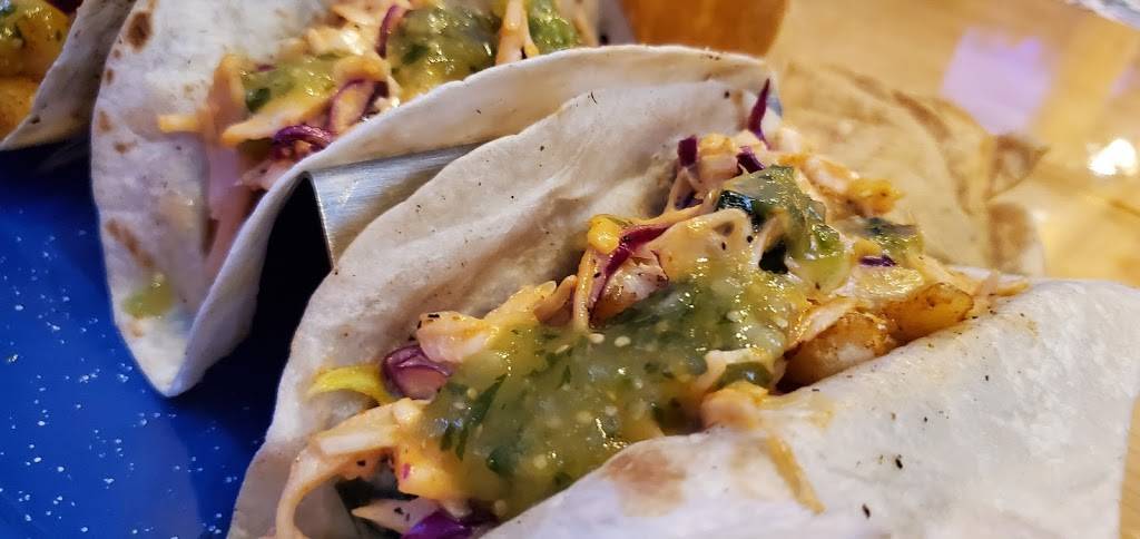 Lucky’s At The Lodge | restaurant | S74W17096 Janesville Rd, Muskego, WI 53150, USA | 4142358566 OR +1 414-235-8566