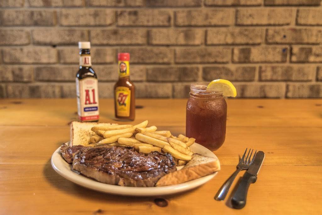 Marks Seafood n Steak House | restaurant | 1328 S Madison St, Whiteville, NC 28472, USA | 9106419000 OR +1 910-641-9000