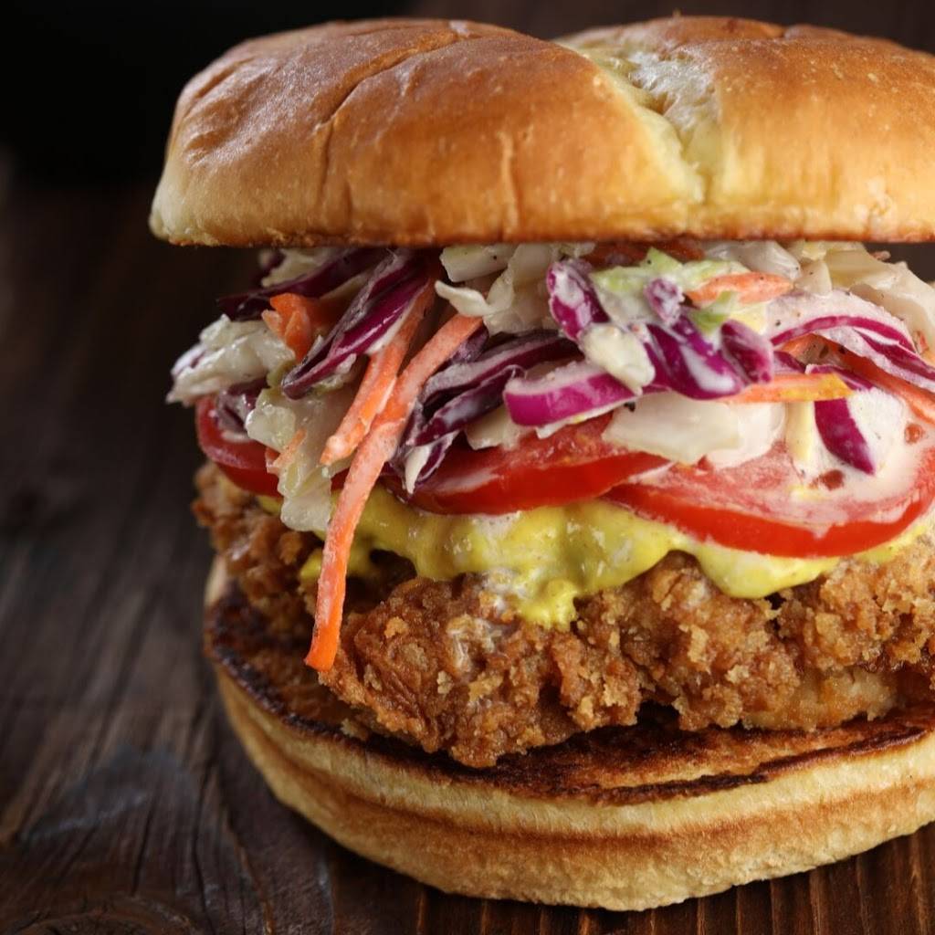 Mother Clucker | restaurant | 3415 S Monaco Pkwy, Denver, CO 80222, USA | 3035025311 OR +1 303-502-5311