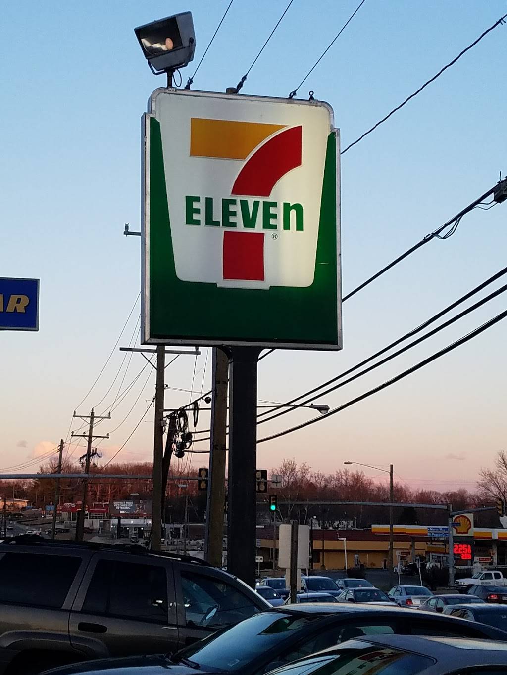 7-Eleven - Closed | bakery | 13940 Jefferson Davis Hwy, Woodbridge, VA 22191, USA | 7034946008 OR +1 703-494-6008