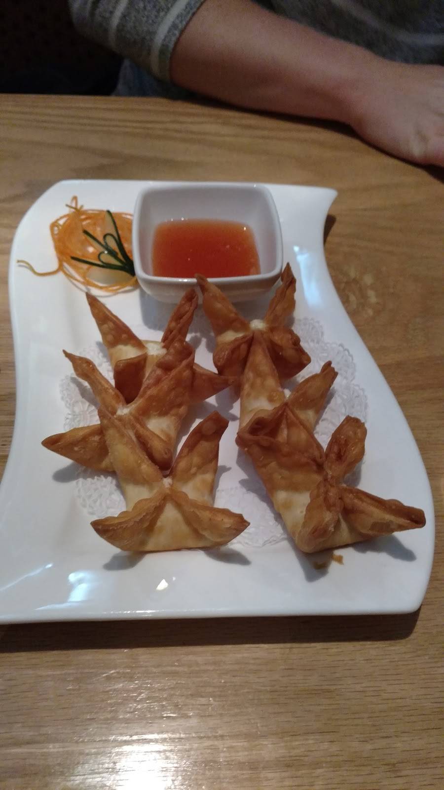 Lemon Tree | restaurant | 520 Simpson Dr, Chester Springs, PA 19425, USA | 6103210888 OR +1 610-321-0888