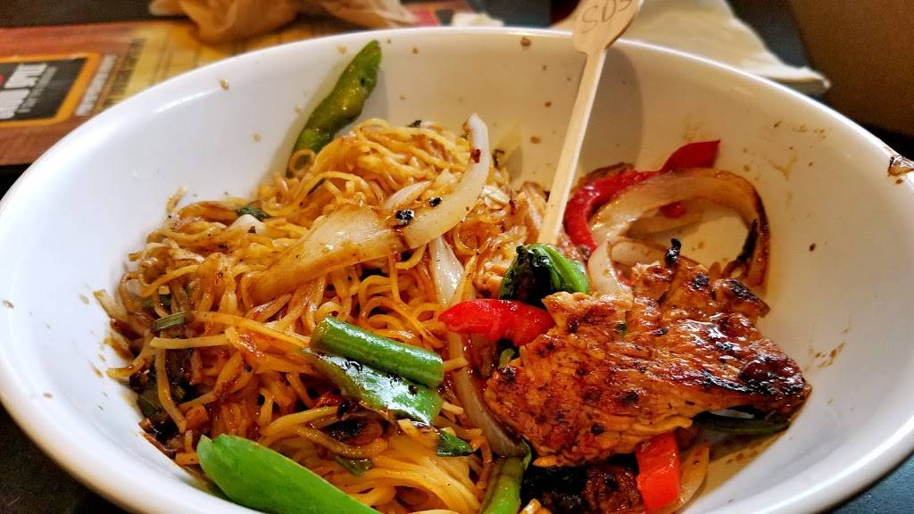 Big Chow Grill | restaurant | 1 Galleria Parkway #1B1, Atlanta, GA 30339, USA | 7704052464 OR +1 770-405-2464