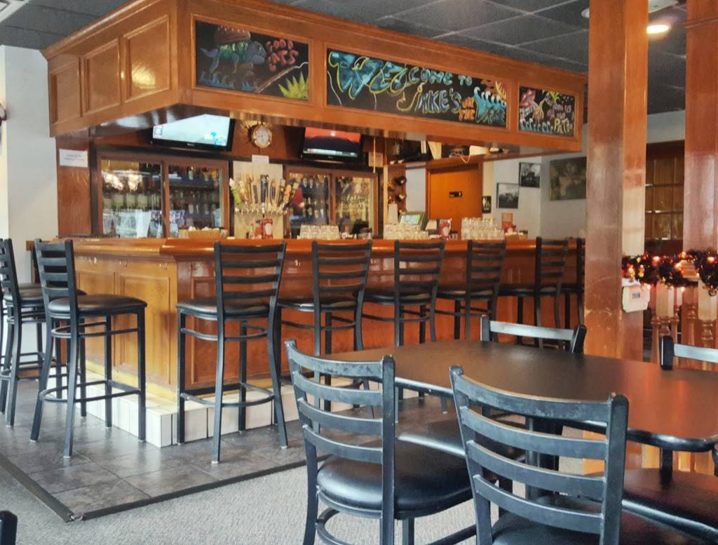 Jakes On the Lake | restaurant | 32485 Lake Rd, Avon Lake, OH 44012, USA | 4409338304 OR +1 440-933-8304