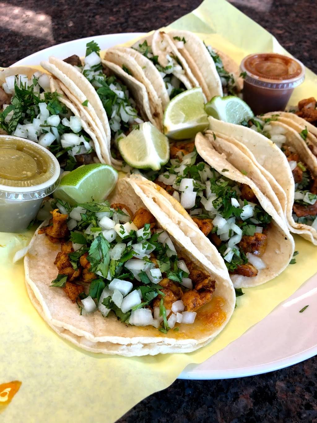 El Buen Gusto | restaurant | 3414 NE 52nd St, Vancouver, WA 98661, USA | 3604507625 OR +1 360-450-7625