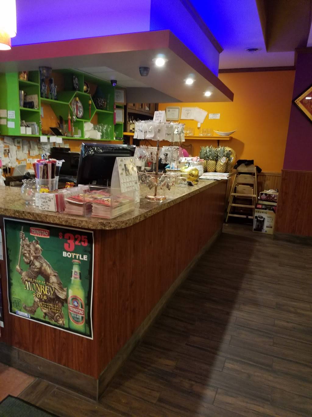 Long Feng | restaurant | 401 W Rollins Rd, Round Lake Beach, IL 60073, USA | 8477408888 OR +1 847-740-8888