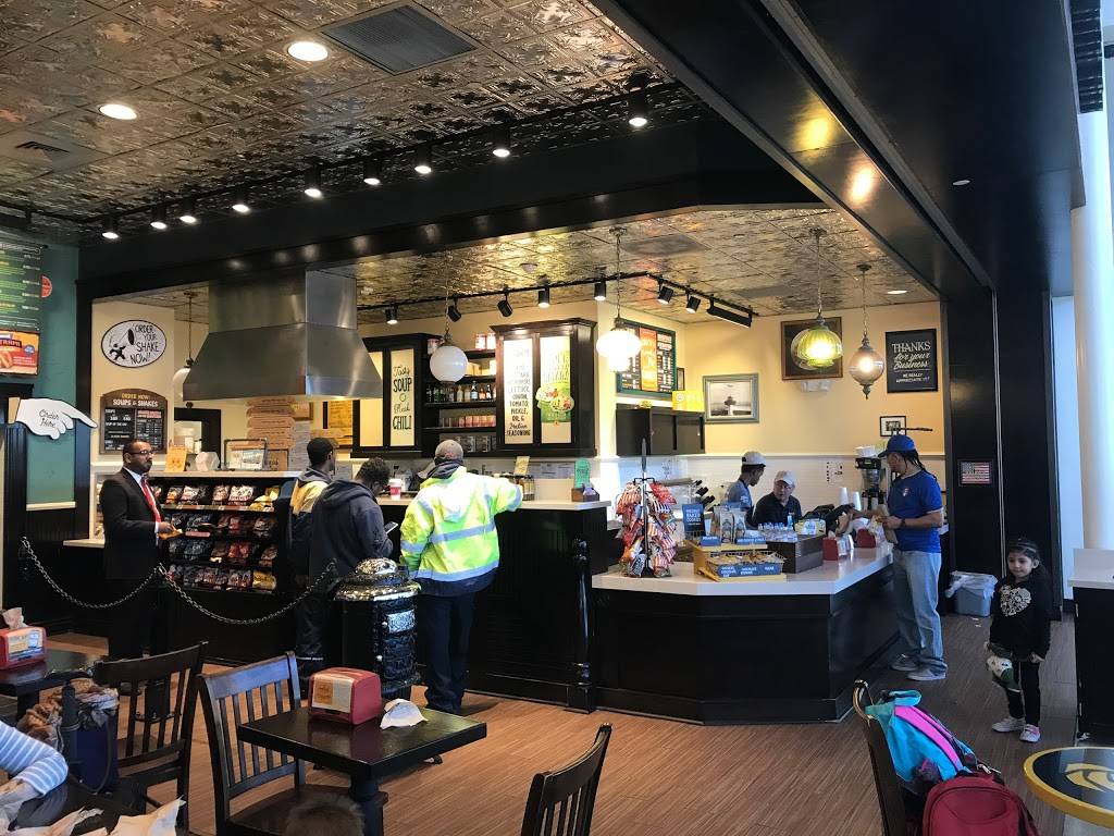 Potbelly Sandwich Shop | restaurant | Dulles Intl Airport Terminal B Space BM660, Dulles, VA 20166, USA | 7035726369 OR +1 703-572-6369