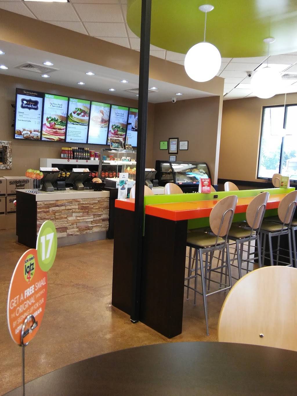 Schlotzskys | bakery | 720 US Hwy 271 N, Gilmer, TX 75644, USA | 9036803354 OR +1 903-680-3354