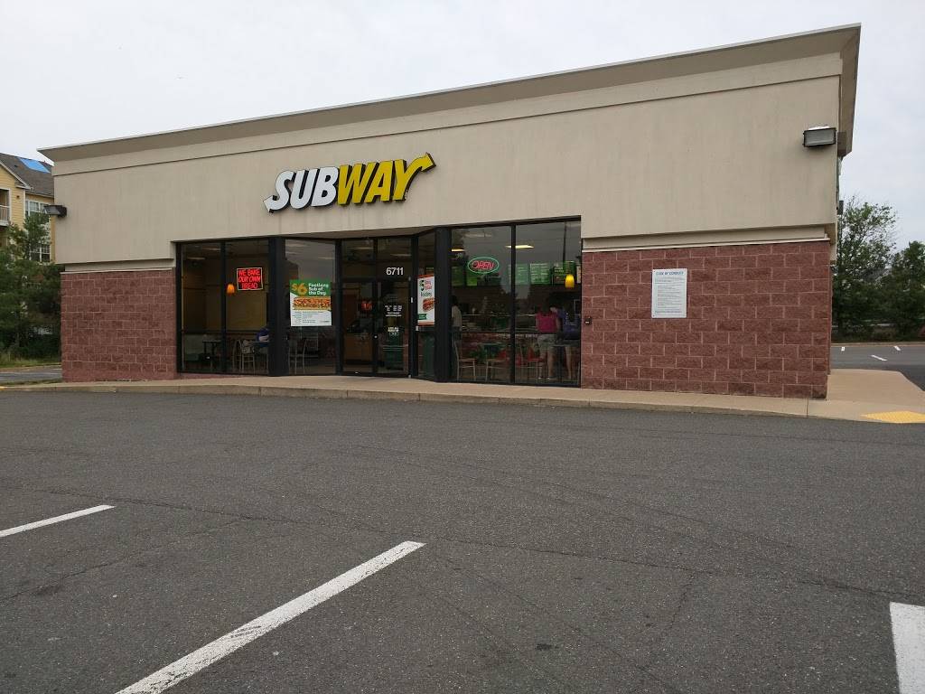 Subway Restaurants | restaurant | Spring Mall Center, 6711 Spring Mall Dr Unit # 3, Springfield, VA 22150, USA | 7037196562 OR +1 703-719-6562