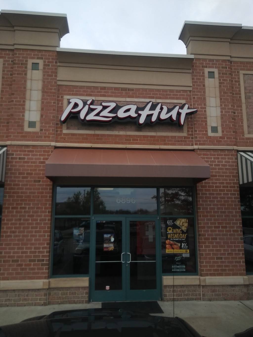 Pizza Hut | restaurant | 6896 Piedmont Center Plaza, Gainesville, VA 20155, USA | 7037541654 OR +1 703-754-1654