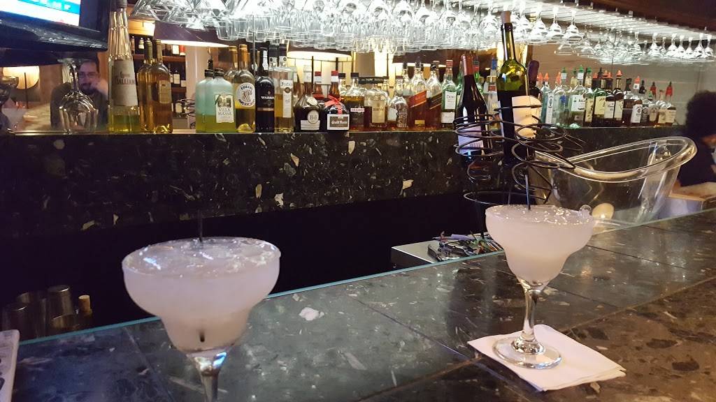 Urban Comforts Eatery | restaurant | 32N S 3rd St, Zanesville, OH 43701, USA | 7404532227 OR +1 740-453-2227