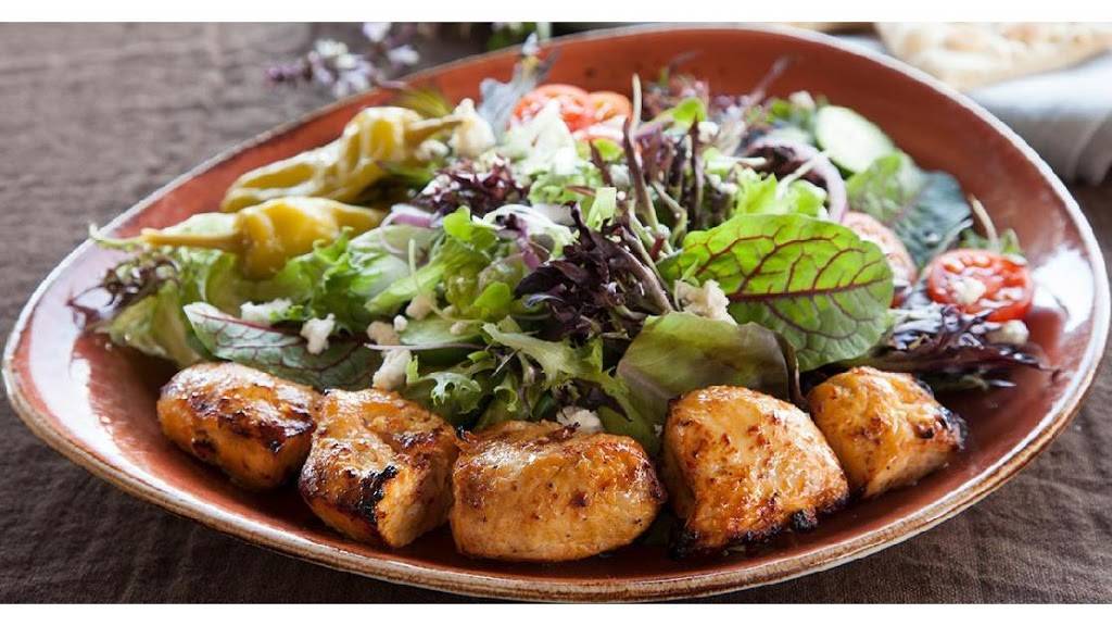 Luna Grill | restaurant | 14727 Pomerado Rd, Poway, CA 92064, USA | 8586795862 OR +1 858-679-5862