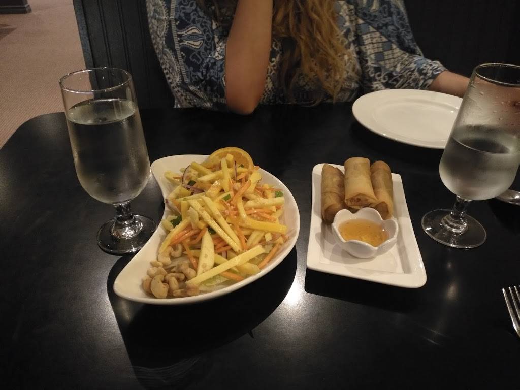 Bangkok Thai Station | restaurant | 230 Front St, Belleville, ON K8N 2Z2, Canada | 6139669646 OR +1 613-966-9646