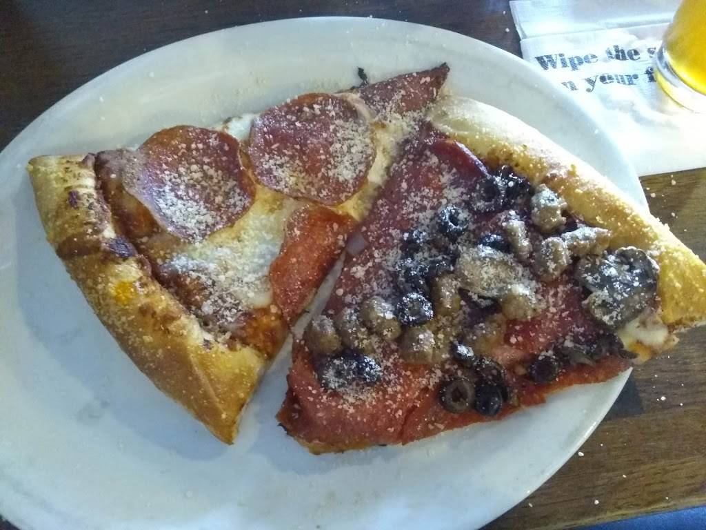 Schmizza Public House | restaurant | 15982 SW Tualatin-Sherwood Rd, Sherwood, OR 97140, USA | 5039258093 OR +1 503-925-8093