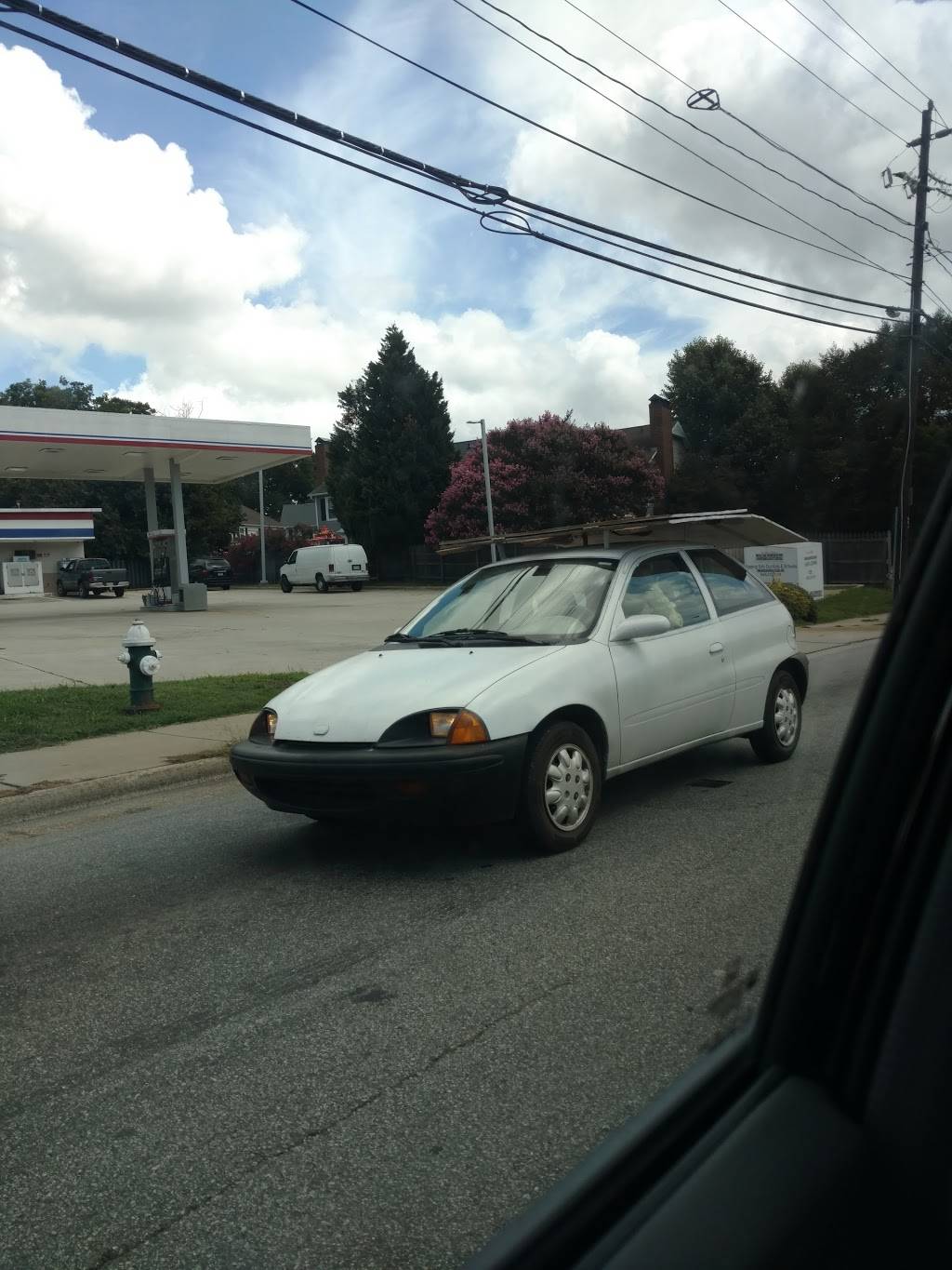 Subway | restaurant | 5700 W Market St A, Greensboro, NC 27409, USA | 3362945570 OR +1 336-294-5570