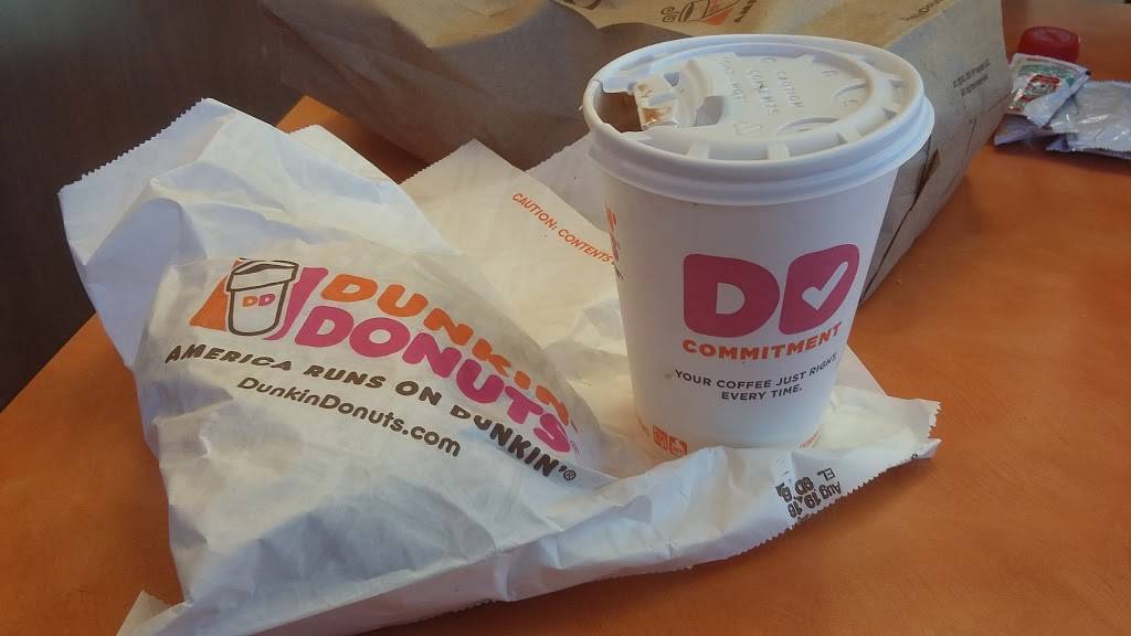 Dunkin | cafe | 701 Philadelphia Pike, Wilmington, DE 19809, USA | 3027626552 OR +1 302-762-6552
