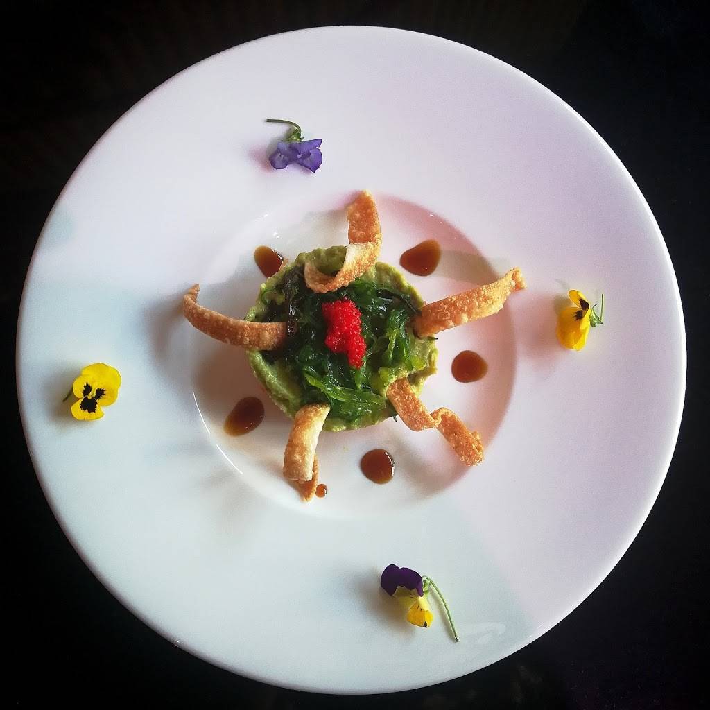 Chinito Latino | restaurant | 122 Dyckman St, New York, NY 10040, USA | 6465903628 OR +1 646-590-3628