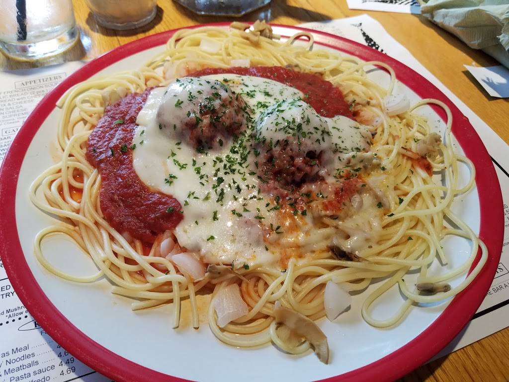 Daves All American Pizza and Eatery | restaurant | 1247 W Main St, Danville, IN 46122, USA | 3177456942 OR +1 317-745-6942