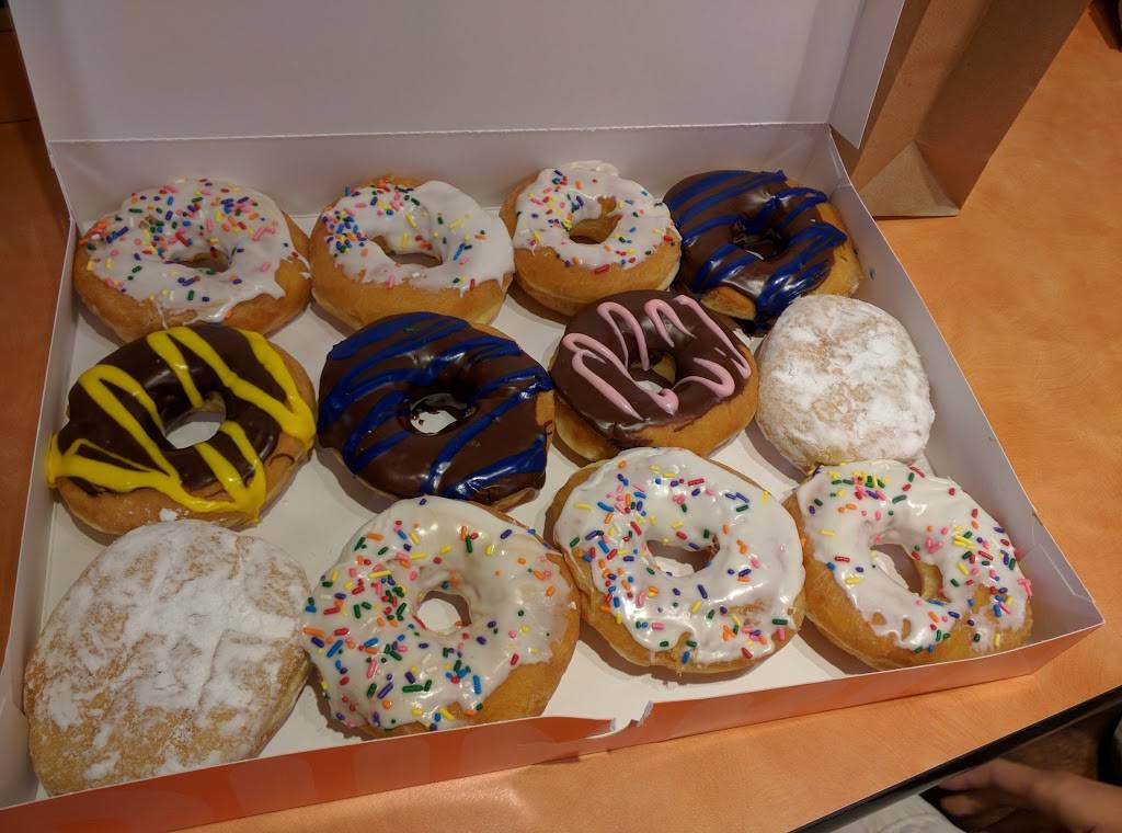 Dunkin | bakery | 8290 W Flagler St, Miami, FL 33144, USA | 3052257135 OR +1 305-225-7135